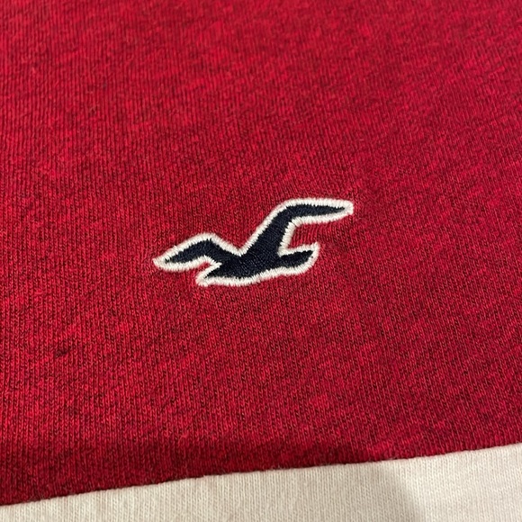 NWOT Hollister Must-Have Collection Red white blue tee - Picture 3 of 4